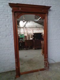 Антикварное ореховое зеркало в стиле ренессанс код. BE3259512