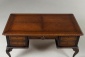 Старинный письменный стол на изящных резных ножках код. RM4101731 фото 2