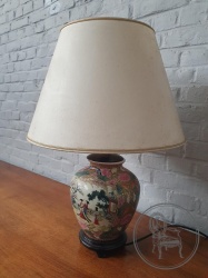 Старинная настольная лампа в стиле шинуазри код. BE4109162