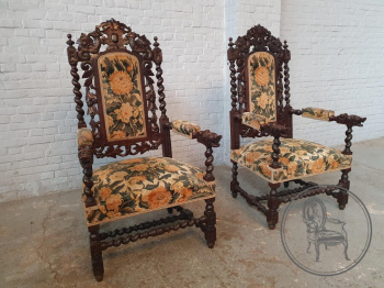 Пара антикварных кресел в охотничьем стиле код. BE107057