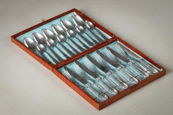 Винтажный набор столовых приборов из мельхиора код. RM4102418