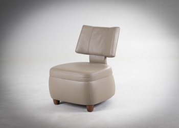 Старинное дизайнерское кресло BoBo фабрики Perida код.&nbsp;RM4165707