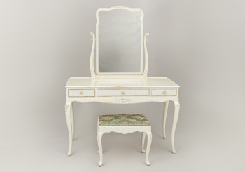 Старинный косметический столик с зеркалом и пуфом код. RM53258