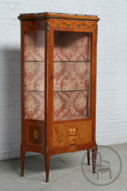 Антикварная витрина с интарсиями и отделкой из бронзы код. BE107356