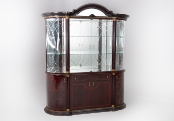 Старинный посудный шкаф код. RM40178