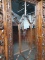 Антикварная витрина с ажурной узорчатой резьбой код. BE4097751 фото 5