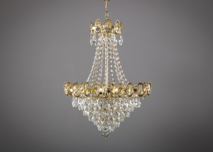 картинка Старинная хрустальная люстра салоне старинных вещей "Шебби" являющийся официальным дистрибьютором в России и Беларуси