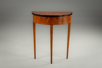 Антикварная консоль из вишни код. RM4101533