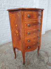 Старинный французский комод из ореха с маркетри код. BE3259403