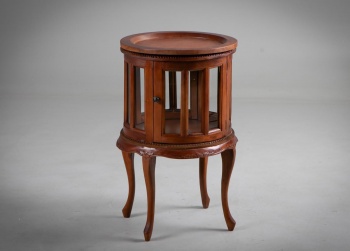 Старинный круглый столик - бар из красного дерева код.&nbsp;RM4165629