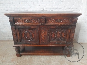 Антикварный комод из дуба в стиле Тюдор код. BE4165188