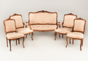 картинка Антикварный комплект для гостиной салоне старинных вещей "Шебби" являющийся официальным дистрибьютором в России и Беларуси