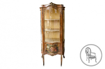 Антикварная витрина с росписью в стиле рококо код. VS3187