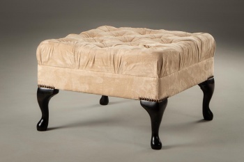 Старинный пуфик с каретной стяжкой код. RM4101561