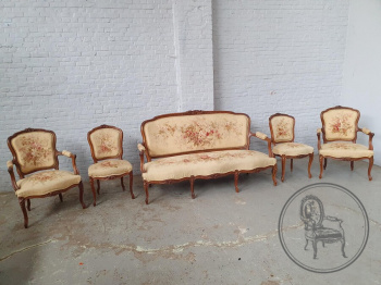 Антикварный комплект для гостиной из ореха с гобеленом в стиле рококо код. BE3259416