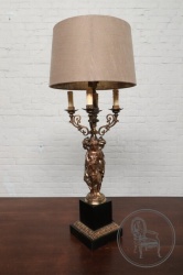 Старинная бронзовая лампа на мраморном основании код. BE4156742