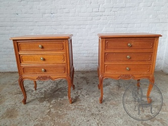 Антикварные тумбочки (пара) код. BE4097319