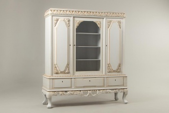 Старинный дубовый посудный шкаф с ажурной резьбой код. RM4101728