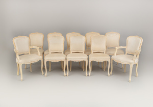 картинка Старинный набор стульев (10 шт.) салоне старинных вещей "Шебби" являющийся официальным дистрибьютором в России и Беларуси