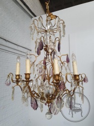 Антикварная люстра с цветными подвесками код. BE4096902