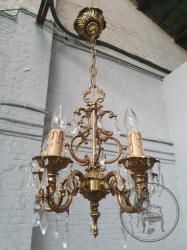 Старинная бронзовая люстра с висюльками код. BE4112885