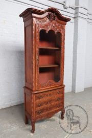 Антикварная витрина код. BE9605