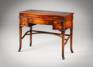 картинка Старинный письменный стол - секретер с раскладывающейся столешницей салоне старинных вещей "Шебби" являющийся официальным дистрибьютором в России и Беларуси