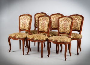 картинка Старинные стулья (6 шт.) со спинками-кабриоль и округлыми сводами, декорированными резьбой салоне старинных вещей "Шебби" являющийся официальным дистрибьютором в России и Беларуси