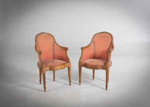 картинка Антикварные кресла-бержер (2 шт.) с мягкими спинками и подлокотниками салоне старинных вещей "Шебби" являющийся официальным дистрибьютором в России и Беларуси