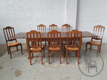 Набор старинной дубовой мебели из 9 предметов (раскладной резной стол и 8 стульев) код. BE4096774