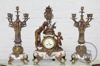 Антикварные каминные часы с канделябрами (2 шт.) код. BE5759