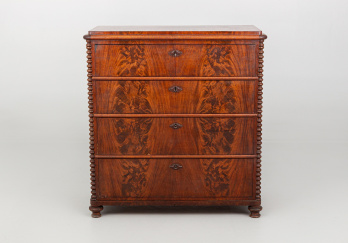 Антикварный комод код. RM45107