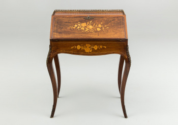 Антикварное бюро код. RM15019