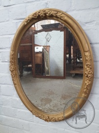 Старинное зеркало в резной раме код. BE4097382