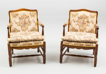 Старинные кресла (2 шт.) код. RM5589