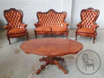 Старинный ореховый комплект мягкой мебели со столиком код. BE3259522
