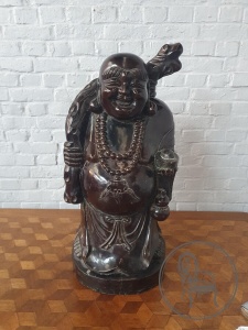 картинка Антикварная статуэтка из дерева в китайском стиле салоне старинных вещей "Шебби" являющийся официальным дистрибьютором в России и Беларуси