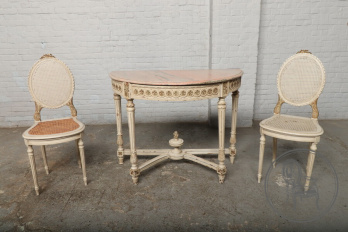 Антикварный гарнитур из консольного столика и парных стульев код. BE83534