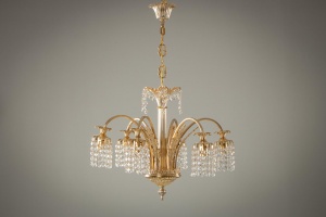 картинка Старинная хрустальная люстра с латунными рожками салоне старинных вещей "Шебби" являющийся официальным дистрибьютором в России и Беларуси