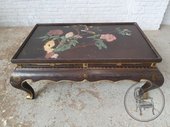 Старинный кофейный столик в ориентальном стиле с росписью и инкрустацией камнями код. BE107417