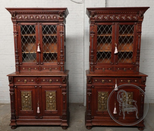 Антикварные парные шкафы с бронзовыми вставками код. BE107275