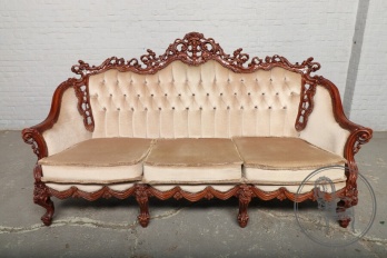 Старинная ореховая скамья с резным каркасом код. BE4130896