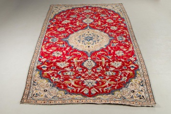 Антикварный ковер с цветочным орнаментом и медальоном в центре код.&nbsp;RM4101743