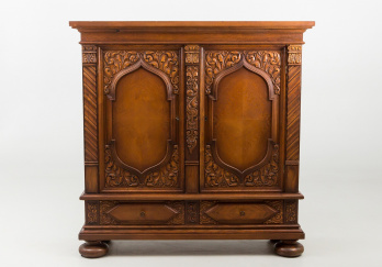 Старинный комод код. RM32069