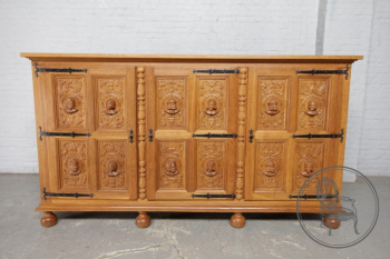 Старинный комод код. BE7233