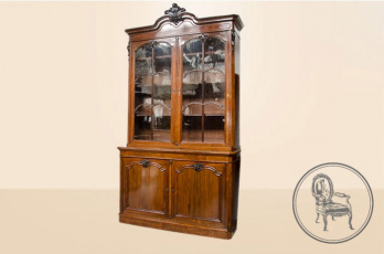 Антикварный посудный шкаф из красного дерева код. VS0973