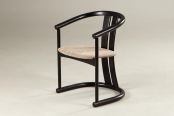 Старинное кресло с изогнутой спинкой код. RM4101665