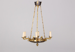 картинка Старинная люстра салоне старинных вещей "Шебби" являющийся официальным дистрибьютором в России и Беларуси