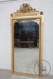 Антикварное напольное зеркало в стиле ампир из позолотой код. BE4096913