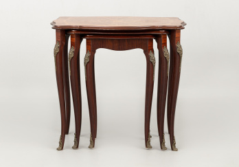 Старинный набор столиков код. RM57728